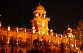 The campus of the university is very limber to students for pursuing their studies.
