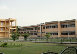 Deshbandhu College