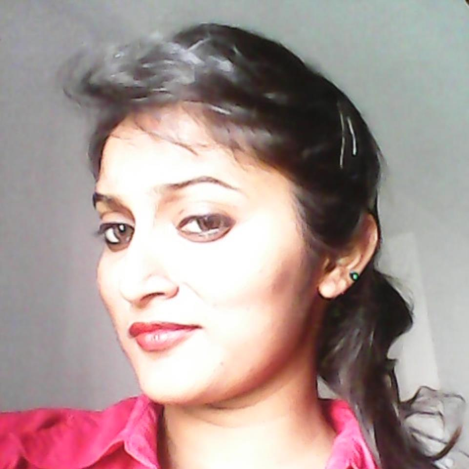 Esha Gomes