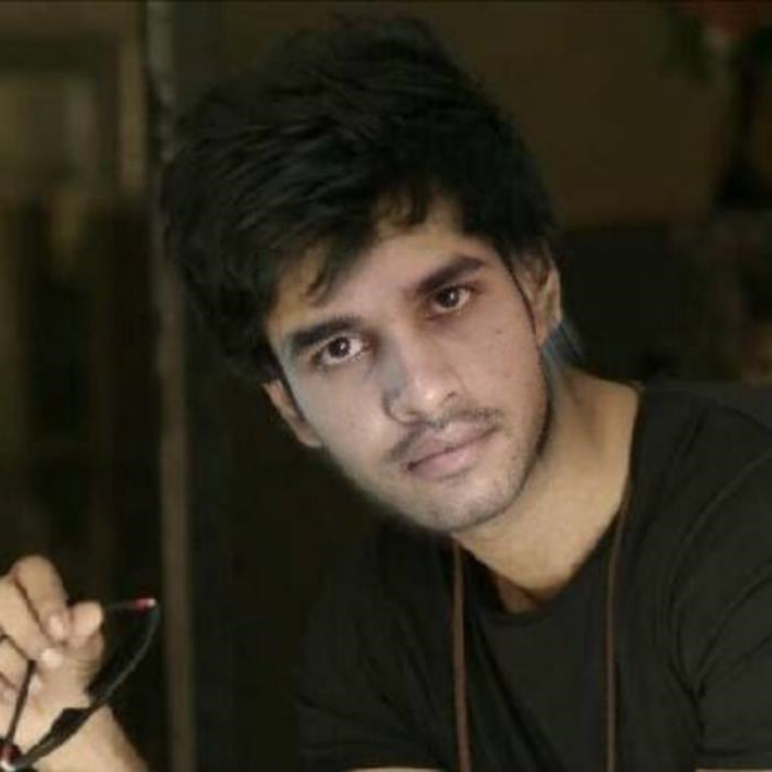 Eeshvar Ajmera