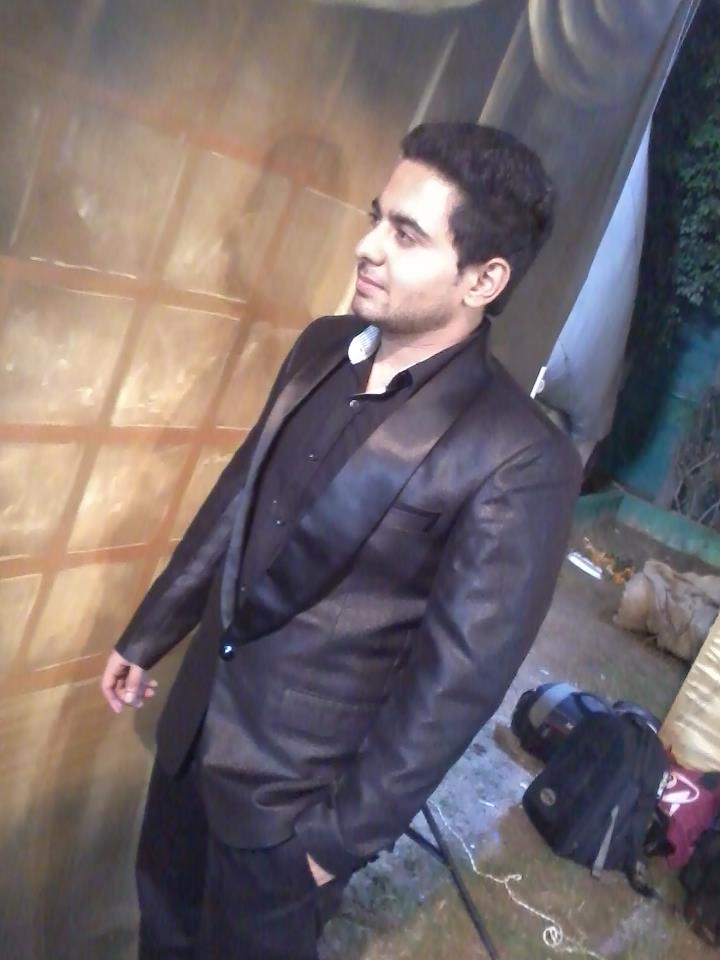 Vyom Bakshi