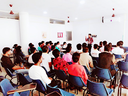 Soft Skill Trainer